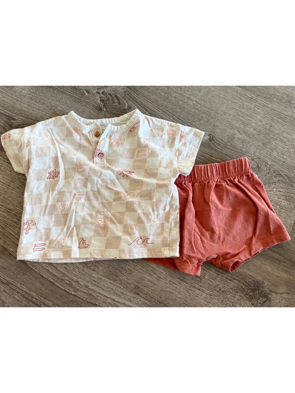 Cat & Jack T-Shirt & Short Set, Size 6-9 months